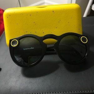 Snapchat spectacles